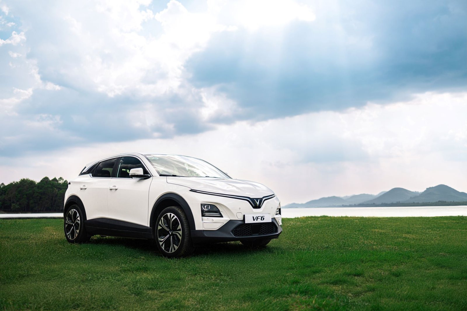 VINFAST VF 6: THE FILIPINO FAMILY’S EV MATCH — COMPACT, CONNECTED, AND CONFIDENT